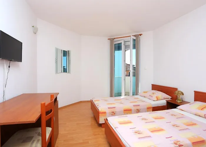 And By The Sea - 16536 Casa de hóspedes