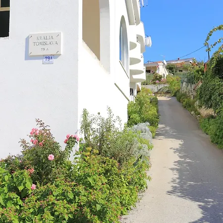 And By The Sea - 16536 Pensionat Trogir